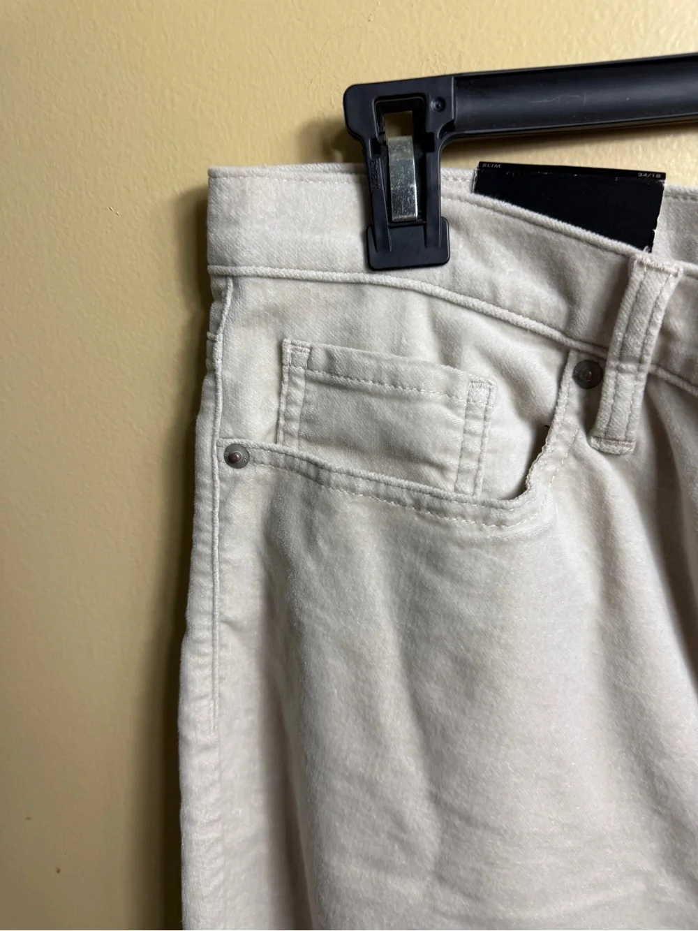NWT Banana Republic Slim Velvet Jeans Off-White Cream Size 18/34 Ankle High Rise